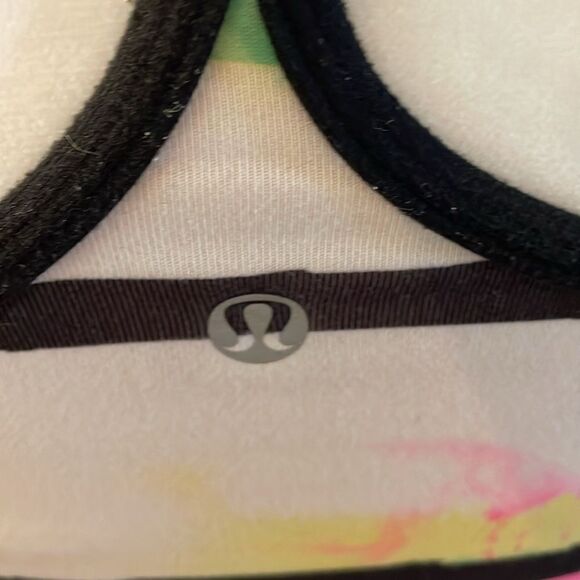 Lululemon Women's Size 4 Power Y White Floral Striped  Tank top - Picture 3 of 5